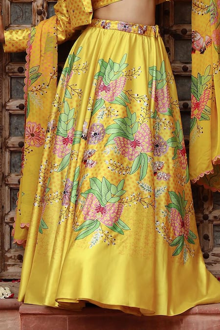 Shop Gazab by Miku Kumar Yellow Silk, Organza Embroidery Sweetheart Roma Printed Lehenga Set With Jacket Online at Aza Fashions Shop_Gazab by Miku Kumar_Yellow Silk, Organza Embroidery Sweetheart Roma Printed Lehenga Set With Jacket _Online_at_Aza_Fashions