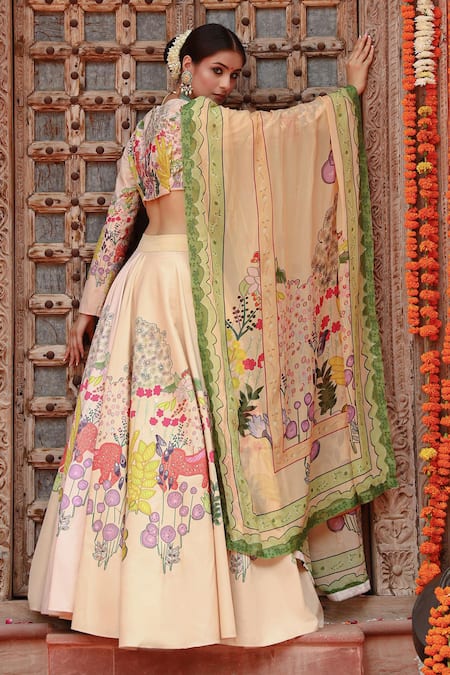 Shop Gazab by Miku Kumar Yellow Silk, Organza Embroidery Round Shanvi Abstract Print Lehenga Blouse Set at Aza Fashions Shop_Gazab by Miku Kumar_Yellow Silk, Organza Embroidery Round Shanvi Abstract Print Lehenga Blouse Set _at_Aza_Fashions