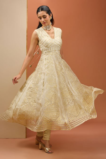 Buy_Esha Koul_Gold Organza, Chanderi Gota Patti V-neck Lace Embroidered Anarkali Set _Online_at_Aza_Fashions