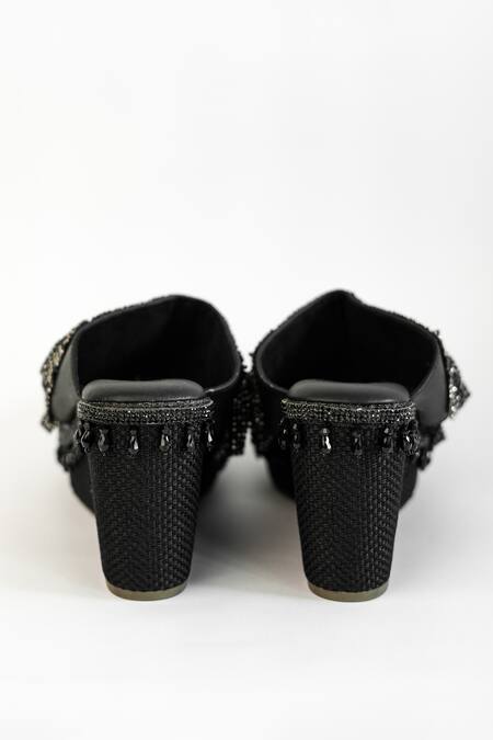 Sana K luxurious Footwear Black Rhinestones, Chains Falling Mesh Embellished Wedges Online at Aza Fashions Sana K luxurious Footwear_Black Rhinestones, Chains Falling Mesh Embellished Wedges _Online_at_Aza_Fashions