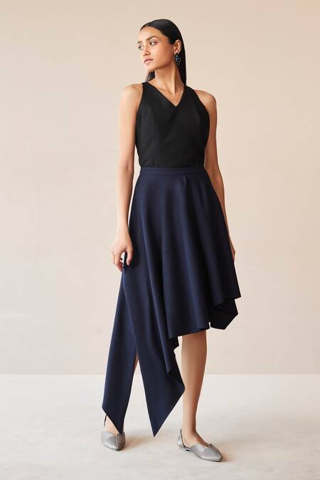 Ampm_Blue Wool Embroidery, Buckles V-neck Marwa Resham Jacket And Short Skirt Set _at_Aza_Fashions