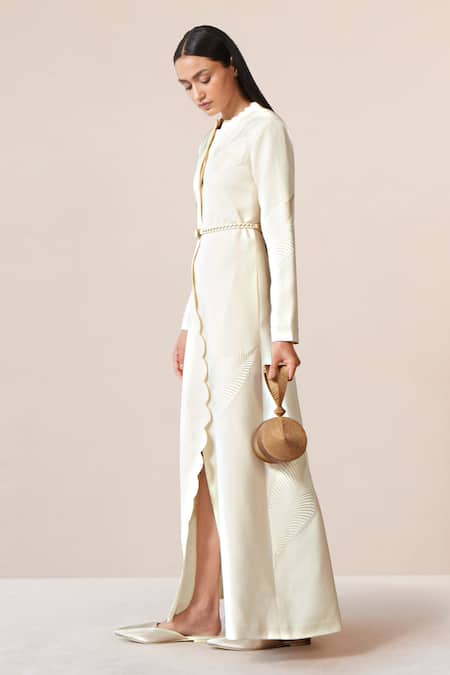 Buy_Ampm_Ivory Wool Embroidery High Neck, Mandarin Nahid Scallop Placket With Belt 