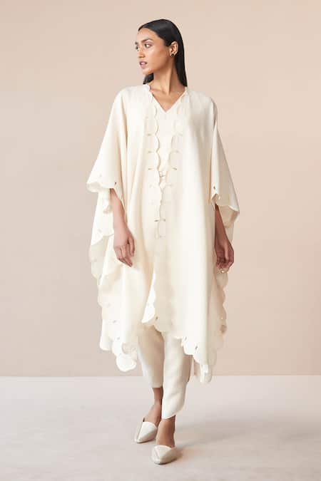 AMPM Alea Scallop Hem Cape 