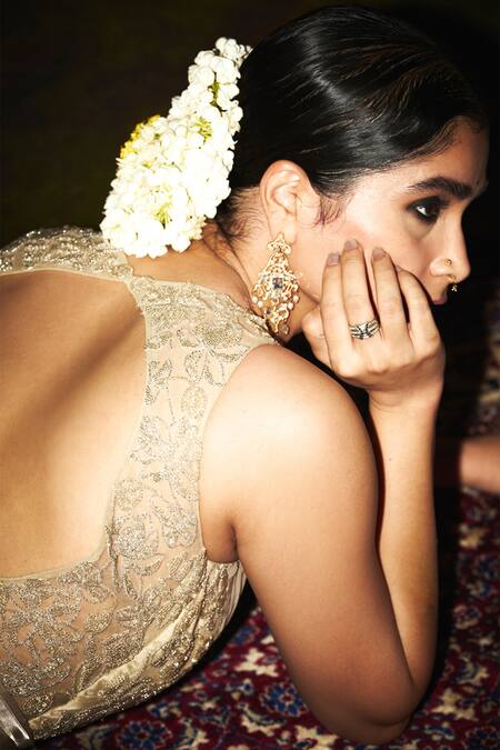 Buy Zwaan Ivory Organza, Satin Embroidery Halter Neck Mohini Bloom Pleated Gown Online at Aza Fashions Buy_Zwaan_Ivory Organza, Satin Embroidery Halter Neck Mohini Bloom Pleated Gown _Online_at_Aza_Fashions