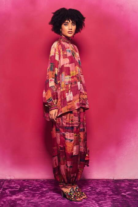 Buy_CAPISVIRLEO_Fuchsia Silk Embroidery, Patchwork Anvika Work Dhoti Pant _Online_at_Aza_Fashions