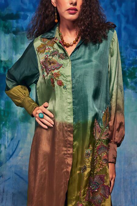Buy Capisvirleo Multi Color Silk Embroidery, Applique Collared Rasika Ombre Long Shirt Online at Aza Fashions Buy_Capisvirleo_Multi Color Silk Embroidery, Applique Collared Rasika Ombre Long Shirt _Online_at_Aza_Fashions