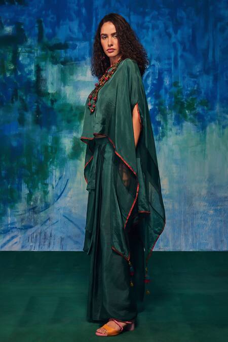 Buy Capisvirleo Blue Silk Tassels Malti Detailed Cape With Skirt Online at Aza Fashions Buy_Capisvirleo_Blue Silk Tassels Malti Detailed Cape With Skirt _Online_at_Aza_Fashions