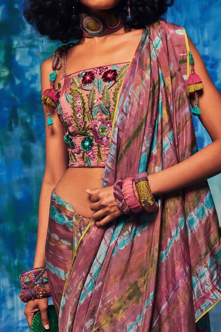 Capisvirleo Multi Color Silk Tassels Aahana Tie-dye Saree at Aza Fashions Capisvirleo_Multi Color Silk Tassels Aahana Tie-dye Saree _at_Aza_Fashions