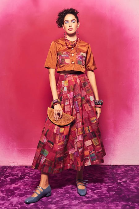 CAPISVIRLEO_Multi Color Silk Patchwork Collared Althea Detailed Skirt With Cropped Shirt _at_Aza_Fashions