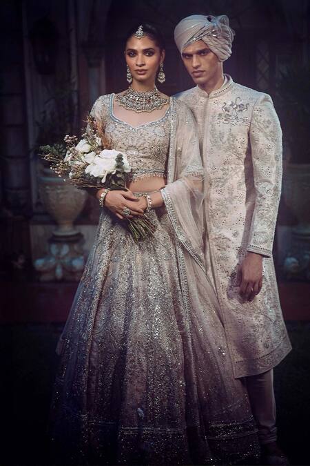 Buy Matsya Silver Tissue, Net Embroidery, The Sona Chandi Zardozi Work Bridal Lehenga Set Online at Aza Fashions Buy_Matsya_Silver Tissue, Net Embroidery, The Sona Chandi Zardozi Work Bridal Lehenga Set _Online_at_Aza_Fashions