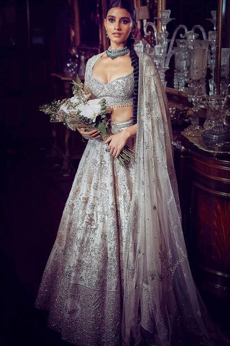 Buy Matsya Off White Tissue, Net Zari, The Starlight Ponds Wonder Bridal Lehenga Set Online at Aza Fashions Buy_Matsya_Off White Tissue, Net Zari, The Starlight Ponds Wonder Bridal Lehenga Set _Online_at_Aza_Fashions