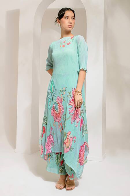 Buy Preeti Mehta Green Georgette, Polyester Embroidery, Pearls Boat Neck Work Kurta With Pant Online at Aza Fashions Buy_Preeti Mehta_Green Georgette, Polyester Embroidery, Pearls Boat Neck Work Kurta With Pant _Online_at_Aza_Fashions