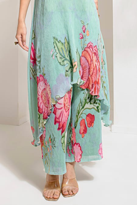 Preeti Mehta Green Georgette, Polyester Pearls Split V-neck Work Asymmetric Kurta With Pant Online at Aza Fashions Preeti Mehta_Green Georgette, Polyester Pearls Split V-neck Work Asymmetric Kurta With Pant _Online_at_Aza_Fashions