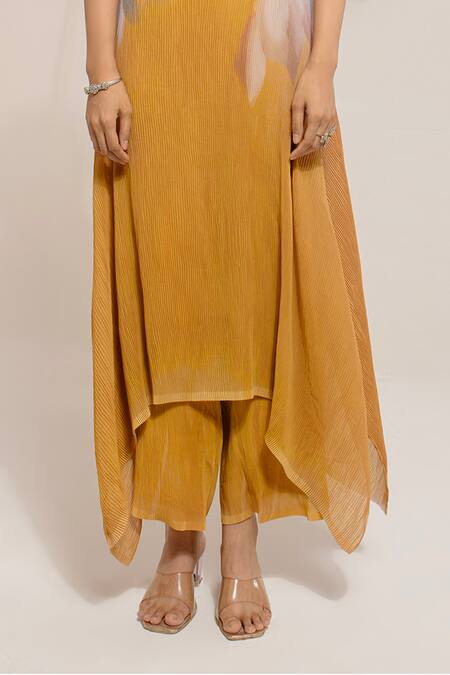 Shop Preeti Mehta Yellow Georgette, Polyester Boat Neck Flora Print Kurta With Pant Online at Aza Fashions Shop_Preeti Mehta_Yellow Georgette, Polyester Boat Neck Flora Print Kurta With Pant _Online_at_Aza_Fashions