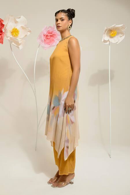 Buy Preeti Mehta Yellow Georgette, Polyester Sequins, Beads Round Embroidered Kurta With Pant Buy_Preeti Mehta_Yellow Georgette, Polyester Sequins, Beads Round Embroidered Kurta With Pant