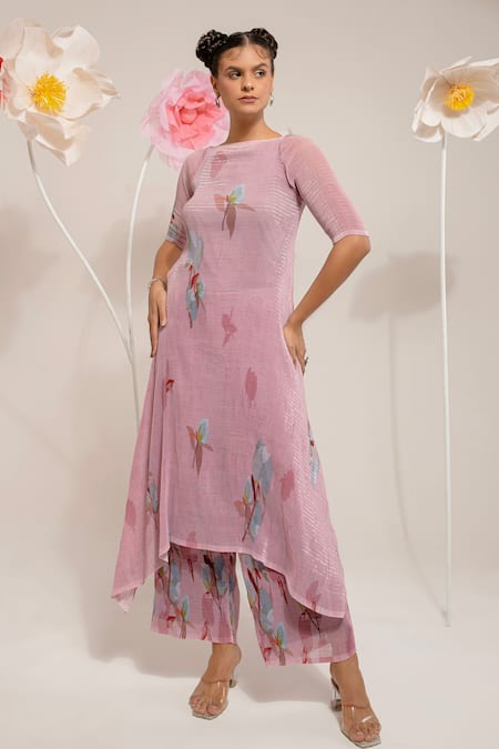Preeti Mehta_Pink Lurex, Polyester Boat Neck Lotus Print Kurta With Pant _at_Aza_Fashions