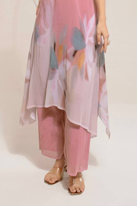 Preeti Mehta Pink Georgette, Polyester Sequins, Beads Round Neck Embroidered Kurta With Pant at Aza Fashions Preeti Mehta_Pink Georgette, Polyester Sequins, Beads Round Neck Embroidered Kurta With Pant _at_Aza_Fashions