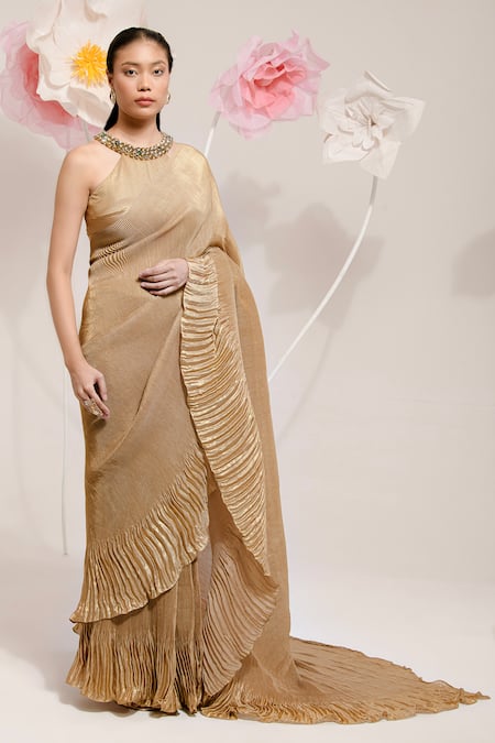 Preeti Mehta Gold Georgette, Polyester Stones Round Neck Pleated Saree With Blouse at Aza Fashions Preeti Mehta_Gold Georgette, Polyester Stones Round Neck Pleated Saree With Blouse _at_Aza_Fashions