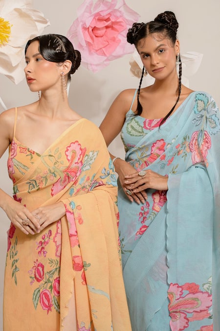 Buy_Preeti Mehta_Ivory Viscose Embroidery, Stones, Beads Pleated Floral Print Saree With Blouse 