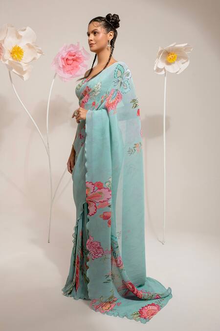 Preeti Mehta Green Viscose Embroidery, Stones, Beads Scoop Neck Flora Print Saree With Blouse at Aza Fashions Preeti Mehta_Green Viscose Embroidery, Stones, Beads Scoop Neck Flora Print Saree With Blouse _at_Aza_Fashions