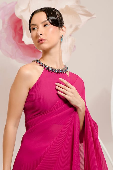 Preeti Mehta Pink Georgette, Polyester Stones Round Neck Plain Pleated Saree With Blouse at Aza Fashions Preeti Mehta_Pink Georgette, Polyester Stones Round Neck Plain Pleated Saree With Blouse _at_Aza_Fashions