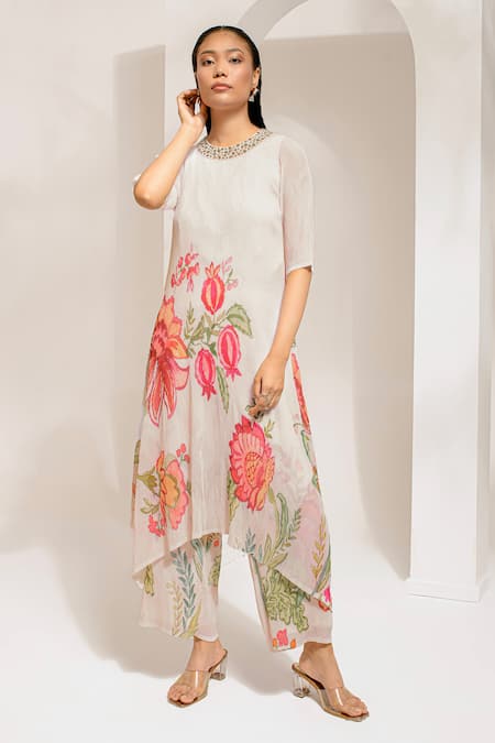 Buy_Preeti Mehta_Ivory Georgette, Polyester Embroidery, Beads Round Floral Print Kurta Pant Set 
