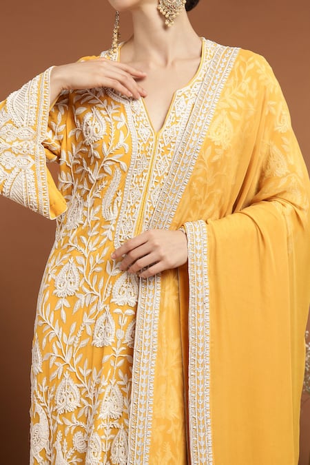 Buy_Rirasa_Yellow Georgette Pearls, Embroidery Split V-neck Floral Bird Kurta Set 