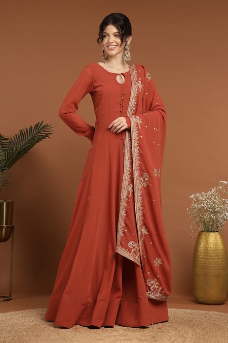 RIRASA Ghungroo Embellished Tie Up Kalidar Anarkali With Dupatta 