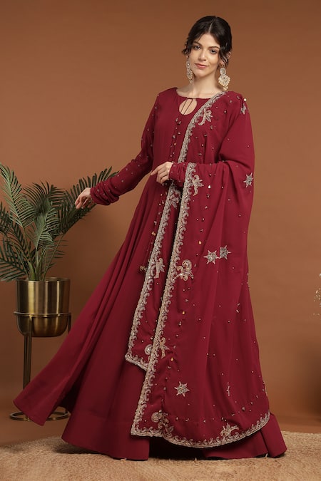 RIRASA Ghungroo Embellished Tie Up Neck Anarkali With Dupatta 