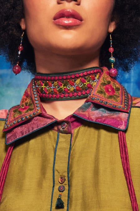 CAPISVIRLEO_Multi Color Zuri Aari Bloom Embroidered Choker _Online_at_Aza_Fashions