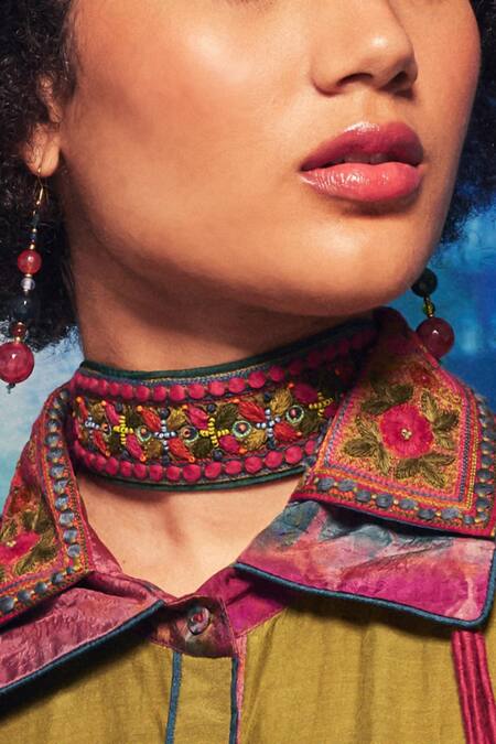 Buy_CAPISVIRLEO_Multi Color Zuri Aari Bloom Embroidered Choker _Online_at_Aza_Fashions