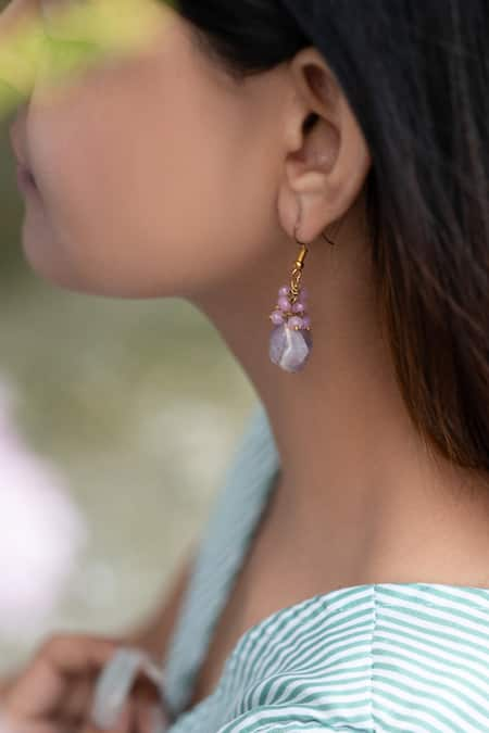 Do Taara Natural Stone & Clustered Onyx Embellished Earrings 