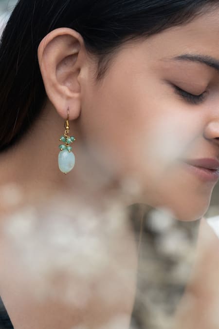 Do Taara Green Stones Natural And Clustered Onyx Encrusted Earrings Online at Aza Fashions Do Taara_Green Stones Natural And Clustered Onyx Encrusted Earrings _Online_at_Aza_Fashions