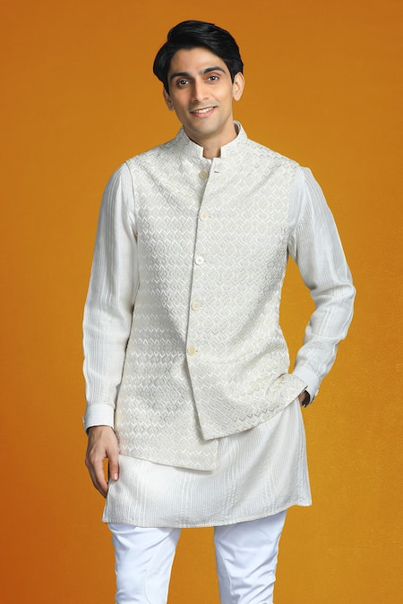 Char Chaand Ivory Brocade Geometric Woven Bundi And Pintuck Kurta Online at Aza Fashions Char Chaand_Ivory Brocade Geometric Woven Bundi And Pintuck Kurta _Online_at_Aza_Fashions