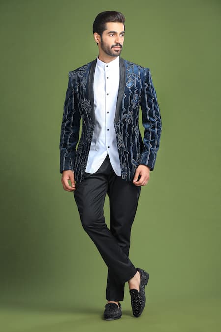 Char Chaand Velvet Embroidered Tuxedo Set 