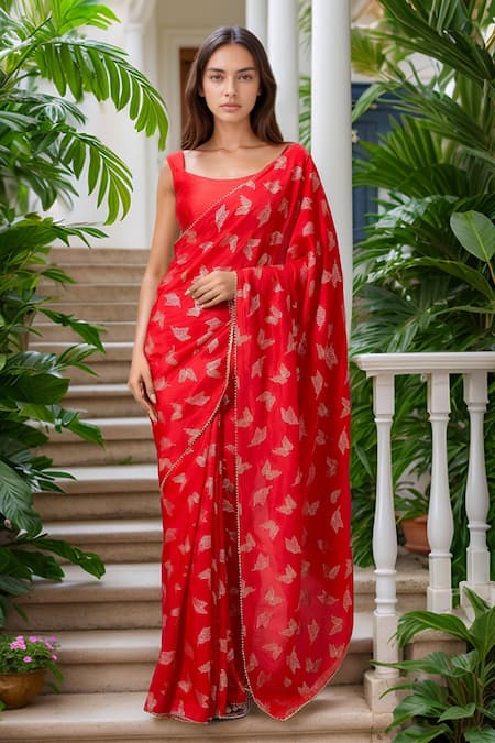 Samyukta Singhania Butterfly Punch Print Saree With Blouse 