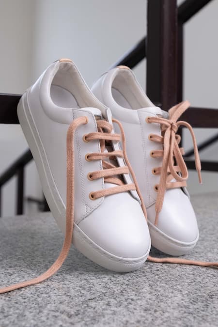 Shop_Vanilla Moon_White Sine Leather Plain Shoes_Online_at_Aza_Fashions