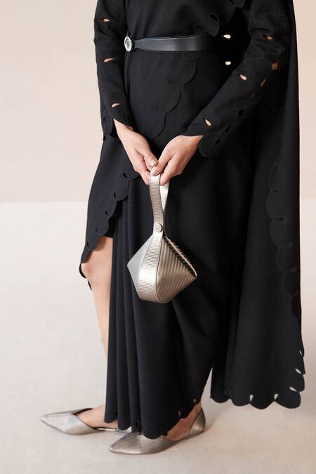 Ampm Black Wool Cut Work V-neck Nara Scallop Hem Saree Gown With Belt at Aza Fashions Ampm_Black Wool Cut Work V-neck Nara Scallop Hem Saree Gown With Belt _at_Aza_Fashions