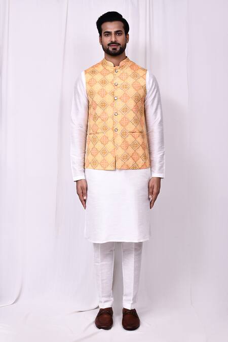Arihant Rai Sinha_Yellow Georgette Geometric Print Bundi Jacket _Online_at_Aza_Fashions