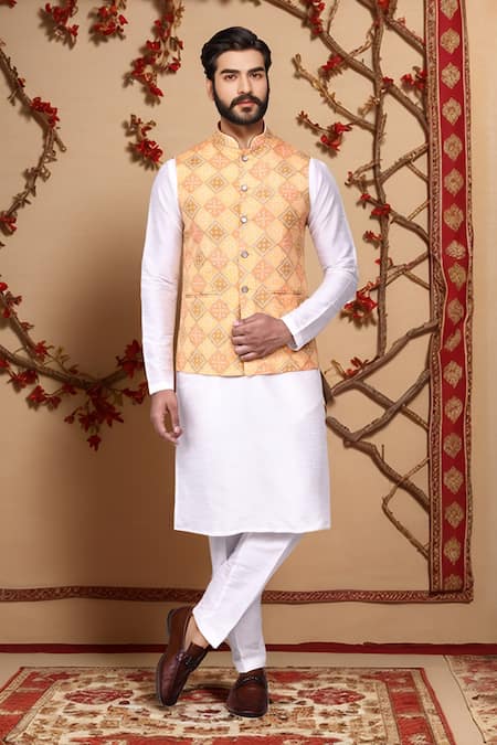 Aryavir Malhotra Bandhani Print Bundi Kurta Set 