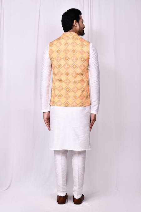Arihant Rai Sinha Geometric Bandhani Print Bundi Kurta Set 
