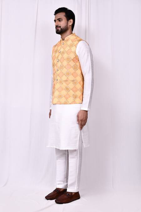 Arihant Rai Sinha_Orange Georgette, Silk Metallic Thread Geometric Bandhani Print Bundi Kurta Set _at_Aza_Fashions