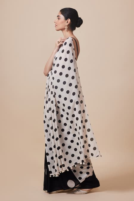 Dressfolk_Black Handloom Cotton Tassels Polka Dot Saree With Running Blouse _Online_at_Aza_Fashions