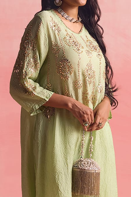Buy_One Not Two_Green Silk, Geometric Floral Embroidered Asymmetric A-line Kurta And Pant Set 