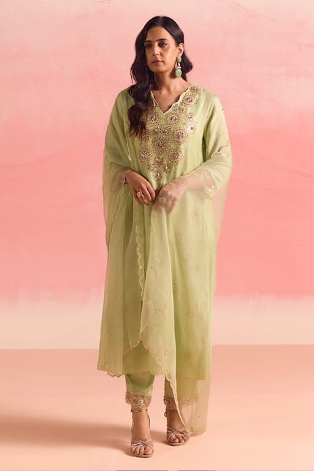 One Not Two Buti Embroidered Yoke Kurta & Pant Set 