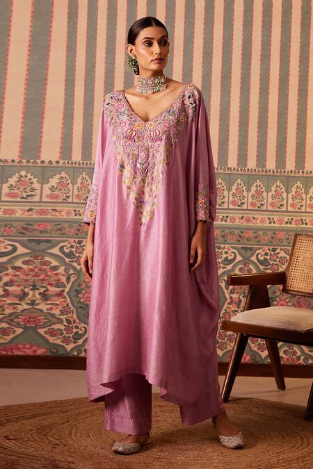 Pankti Chheda_Pink Silk Applique V-neck 3d Butterfly Garden Embroidered Kaftan With Pant _Online_at_Aza_Fashions