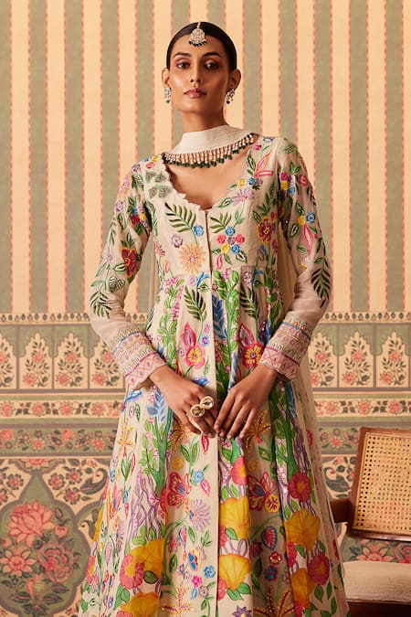 Pankti Chheda_Green Silk, Organza Sequins, Natural Bloom Hand Painted Jacket And Lehenga Set _Online_at_Aza_Fashions