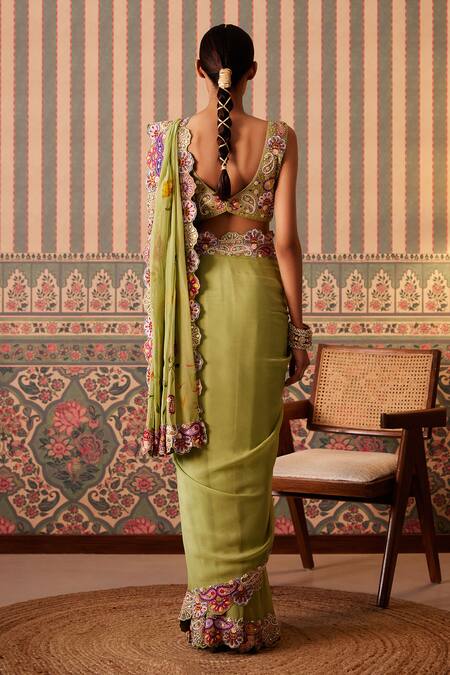 Pankti Chheda_Green Silk, Organza Sequins, Paisley Bloom Cutwork Border Saree With Blouse _at_Aza_Fashions