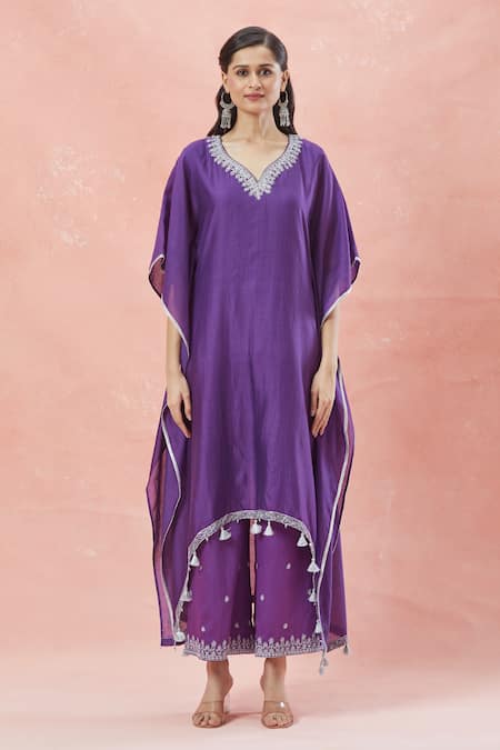 Rar Studio_Purple Chanderi Handloom Embroidery Dori Leaf Neck Bloom Kaftan Set _Online_at_Aza_Fashions