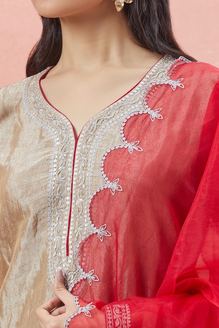 Buy_Rar Studio_Gold Silk, Silk, Cotton, Petal Bloom Vine Aari Kurta Pant Set 